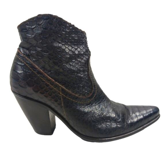 FS2127 GUC $369 Donna Piu Snake Embossed Boots size 37 US 7 - Picture 1 of 11